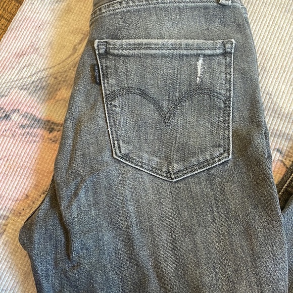 Levi’s 721 High Rise Skinny Jeans - Grey/Black with Rips - Picture 5 of 12